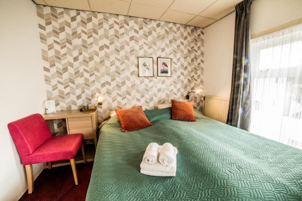 Hotel Le Provencal Sluis Esterno foto